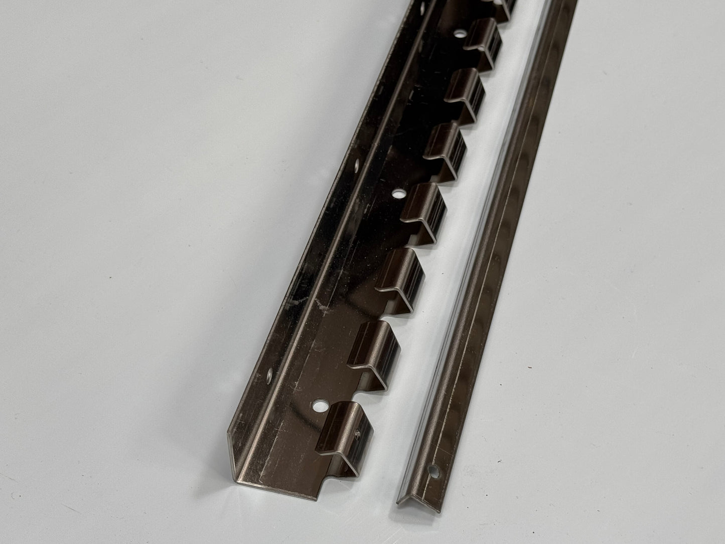 Pvc strip curtain suspension system plate